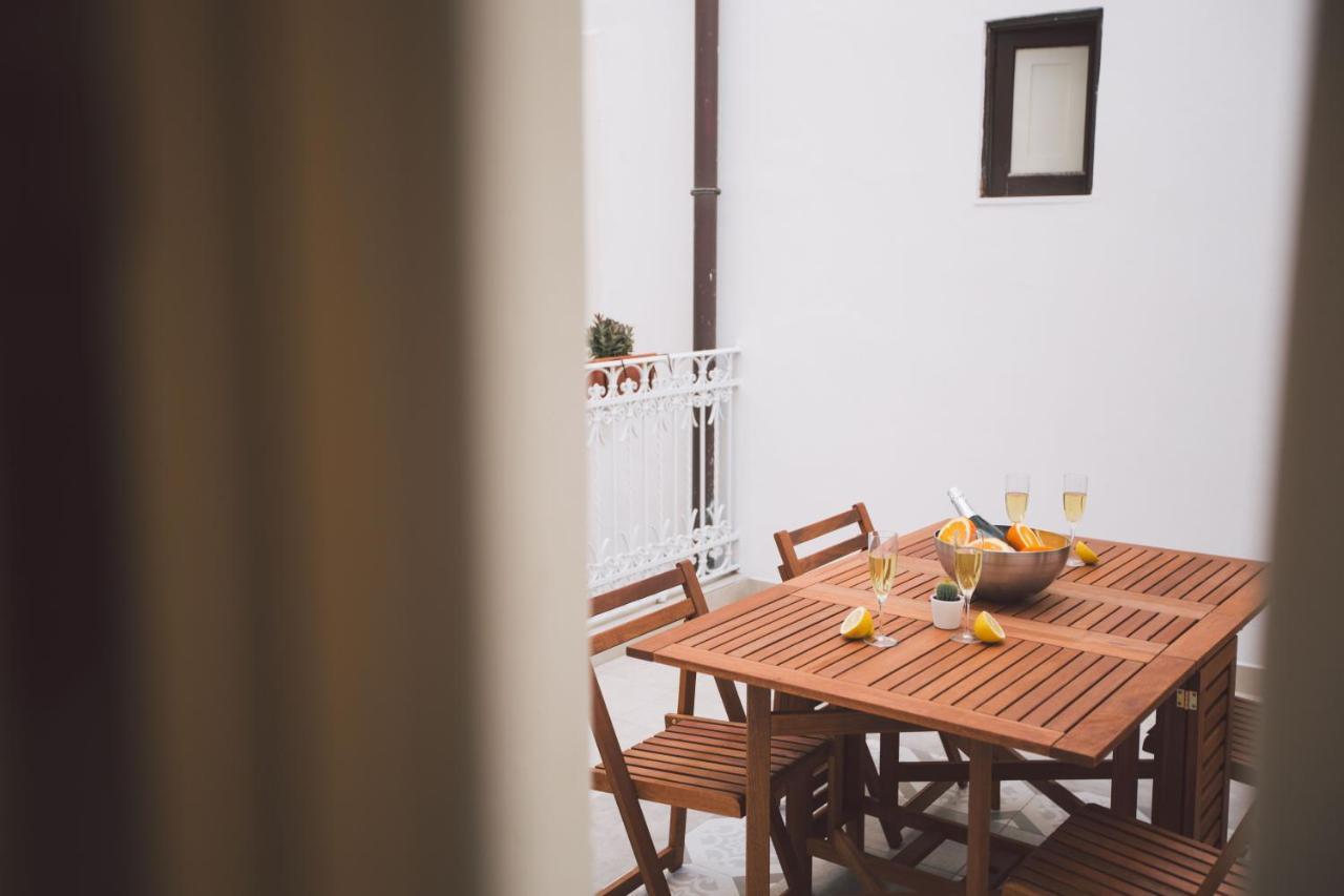New Apartment With Patio Сиракузы Экстерьер фото