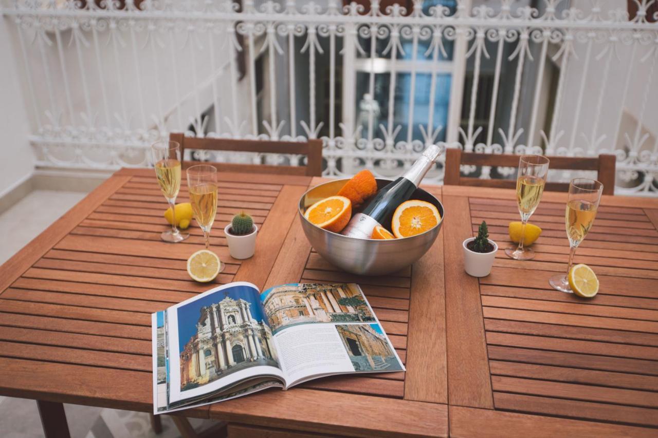 New Apartment With Patio Сиракузы Экстерьер фото