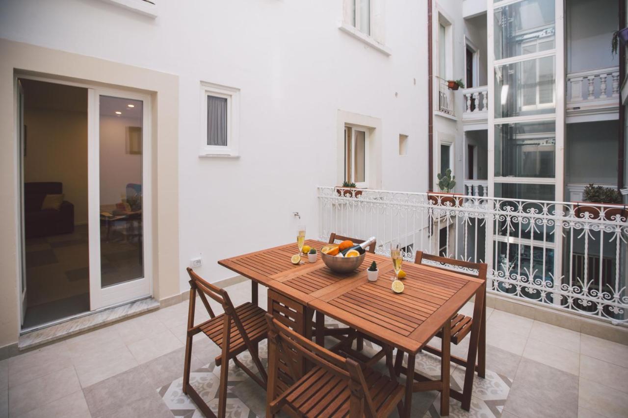 New Apartment With Patio Сиракузы Экстерьер фото